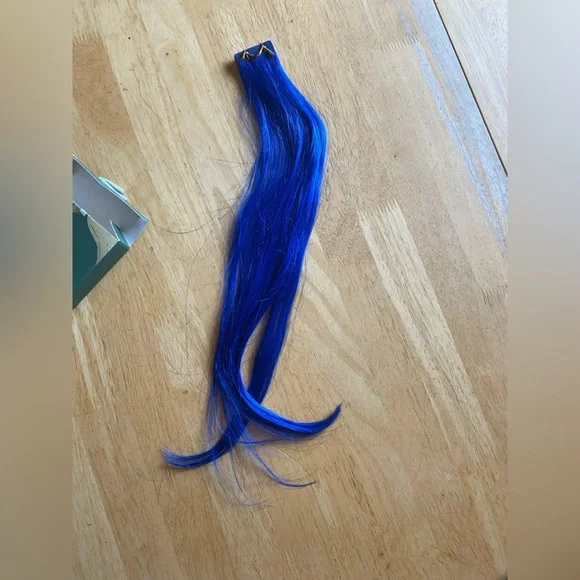 HUMAN HAIR Bright Blue Tape In Extensions 18in 25g - Picture 9 of 10